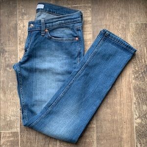 Levi’s | NWOT 524 Skinny Jeans